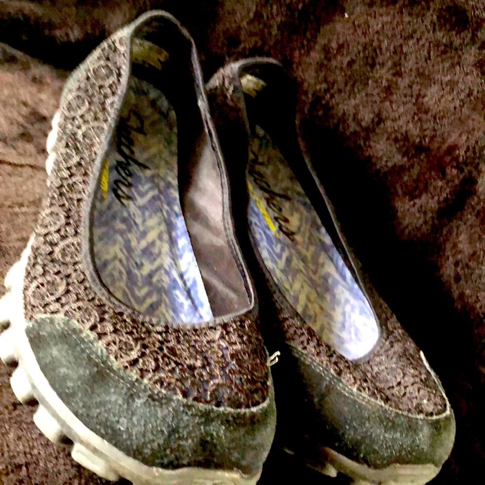Skechers memory foam EZ flex 2. Sweet pea woman’s shoes